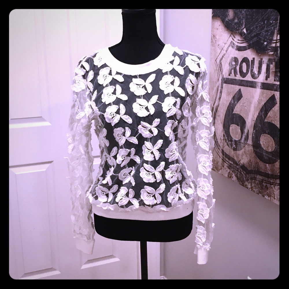 Long Sleeve Floral White Lace Blouse